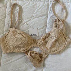 Monday Swimwear Maui Top Vanilla NWT